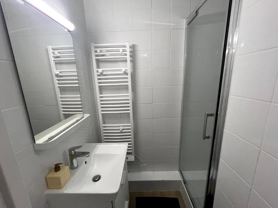 Appartement Proche Tramway Витри сюр Сен Екстериор снимка